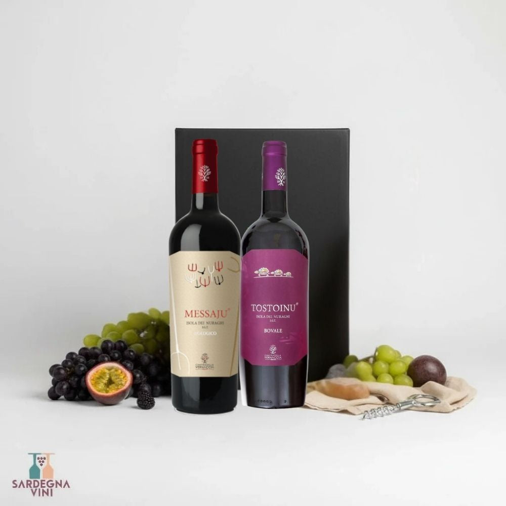 Gift box containing 2 organic wines from Cantina Rimedio by Sardegnavini, elegantly packaged for special occasions.