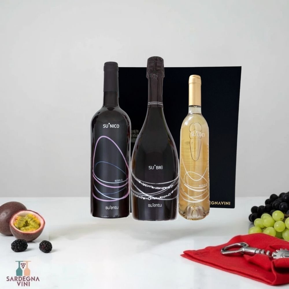Gift box containing three bottles of 'Cantina Su'Entu' wine by Sardegnavini, elegantly presented in packaging.