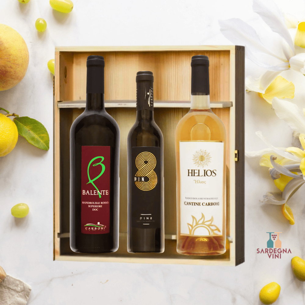 Cassetta 3 bt 'Cantina Carboni' gift box featuring three bottles of Sardegnavini wines.