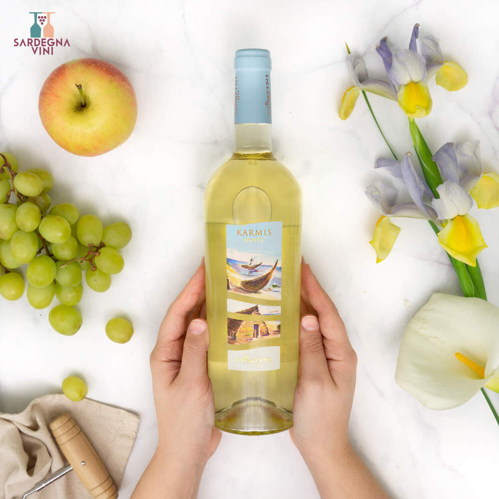 Karmis Cuvée IGT 2024 white wine bottle from Cantina Contini with elegant label design and clear glass.