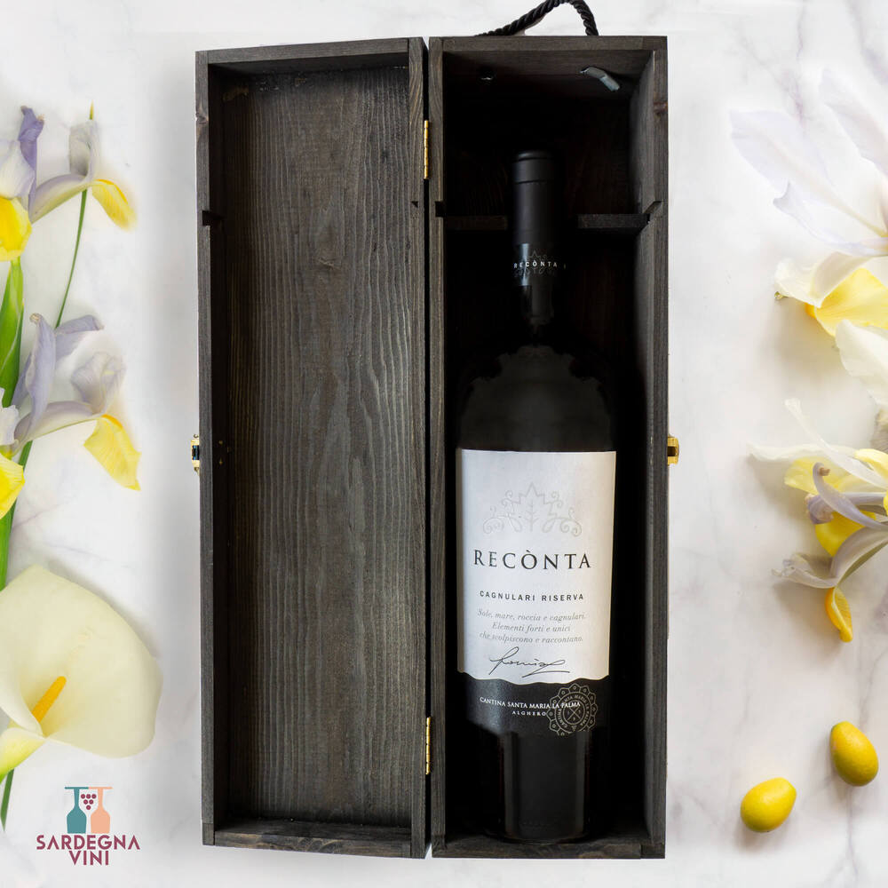 Reconta Cagnulari Riserva Magnum wine bottle by Santa Maria La Palma, showcasing deep red color and elegant label design.